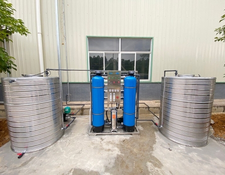 西双版纳昆明某板材厂1吨反渗透纯净水设备