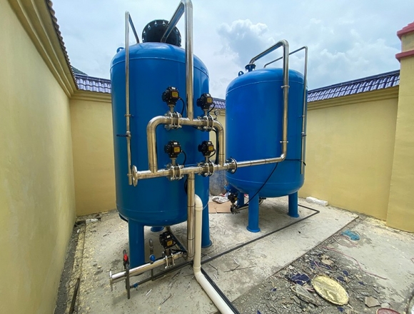 云南大寨20吨压力式一体化净水设备